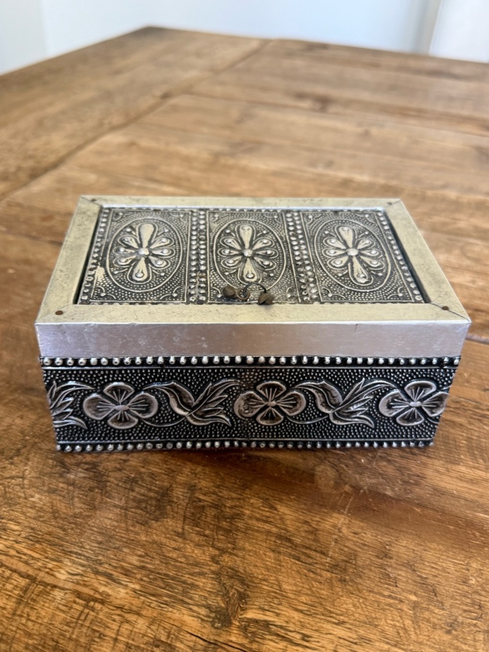 VINTAGE Indian stamped metal Ornate Silver-Tone Floral Trinket Box